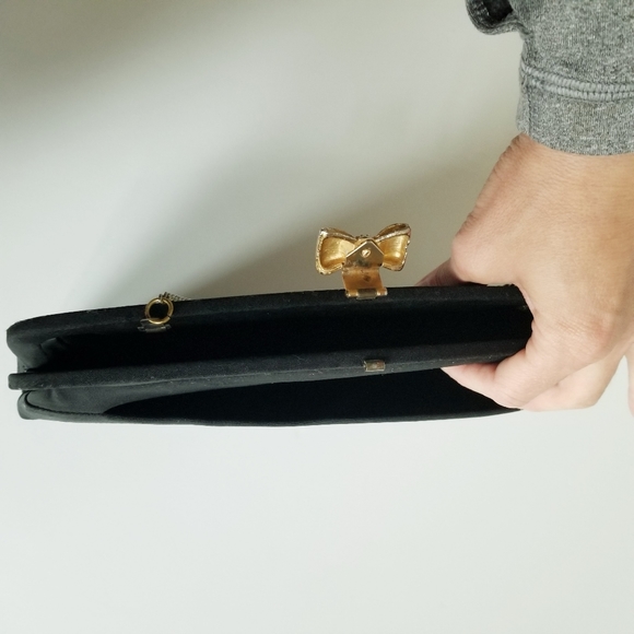 Vintage Bow Clutch Purse - Picture 6 of 7